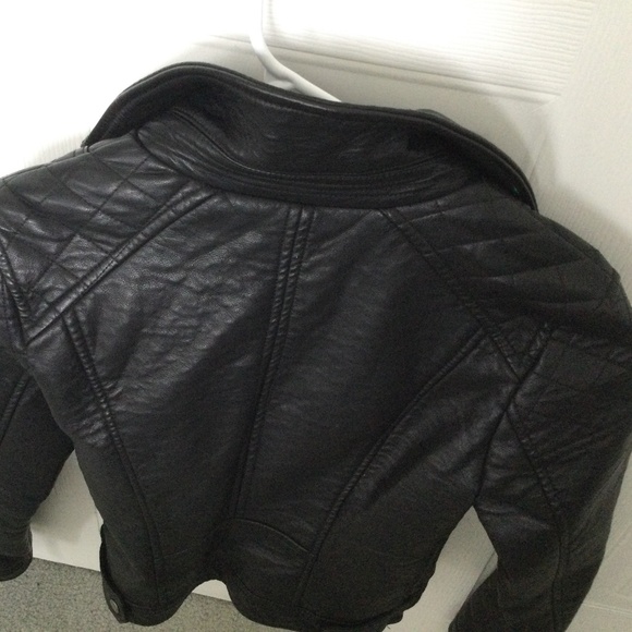 Faux leather jacket - Picture 3 of 9